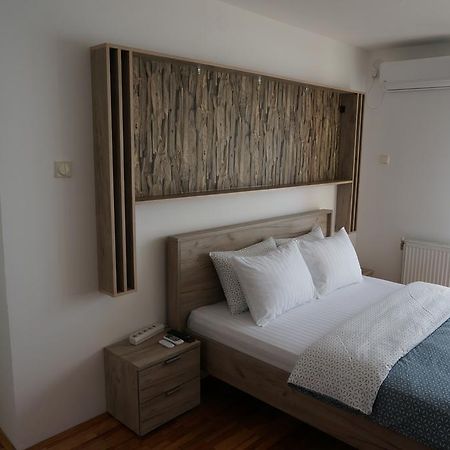 Nice Apartment Ni Exterior foto